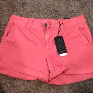 American eagle midi stretchy shorts